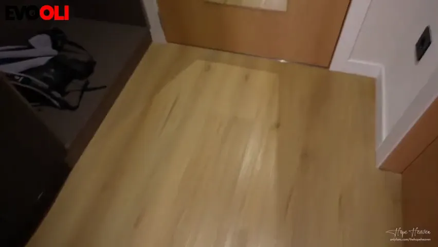 Kızı parasıyla sikiyor